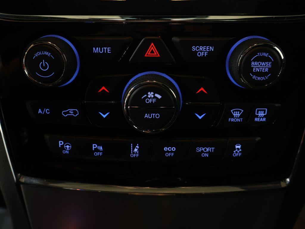 2019 Jeep Cherokee - $25,900