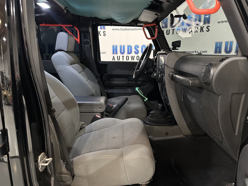 2007 Jeep Wrangler Unlimited Sahara photo