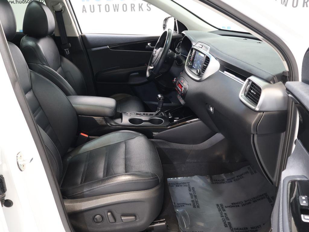 2019 Kia Sorento - $24,000