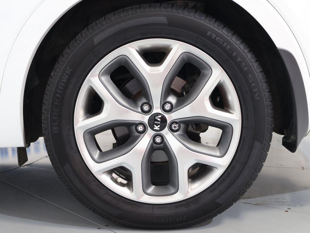 2019 Kia Sorento - $24,000