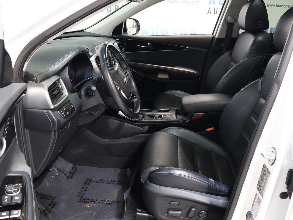 2019 Kia Sorento - $24,000