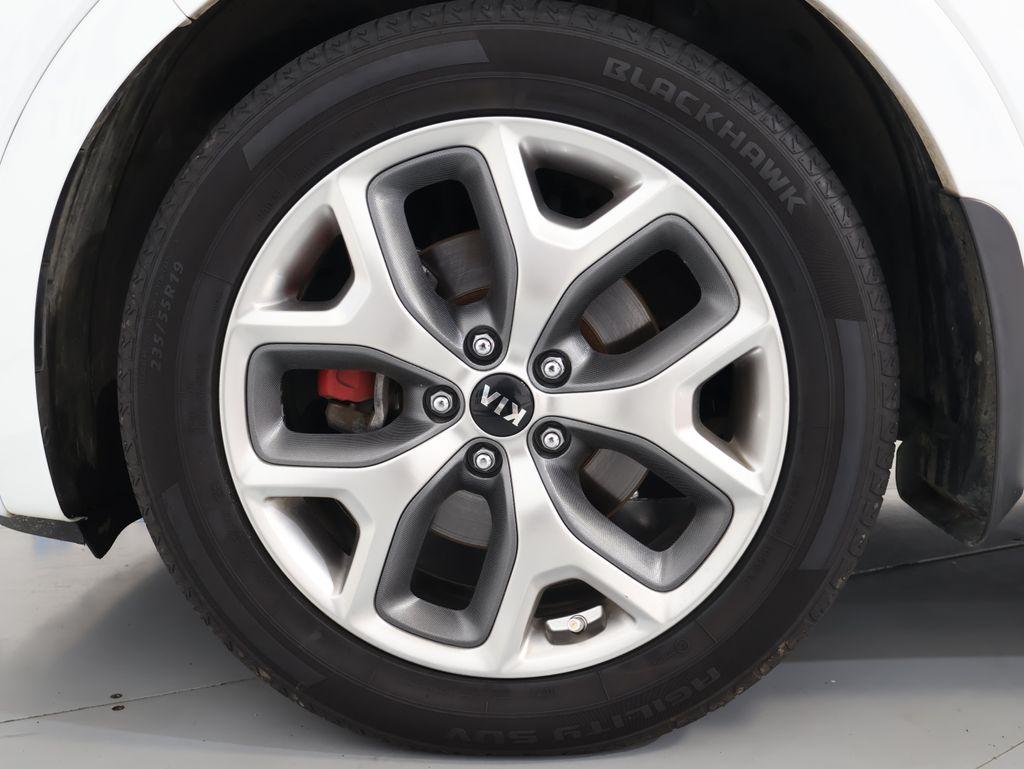 2019 Kia Sorento - $24,000