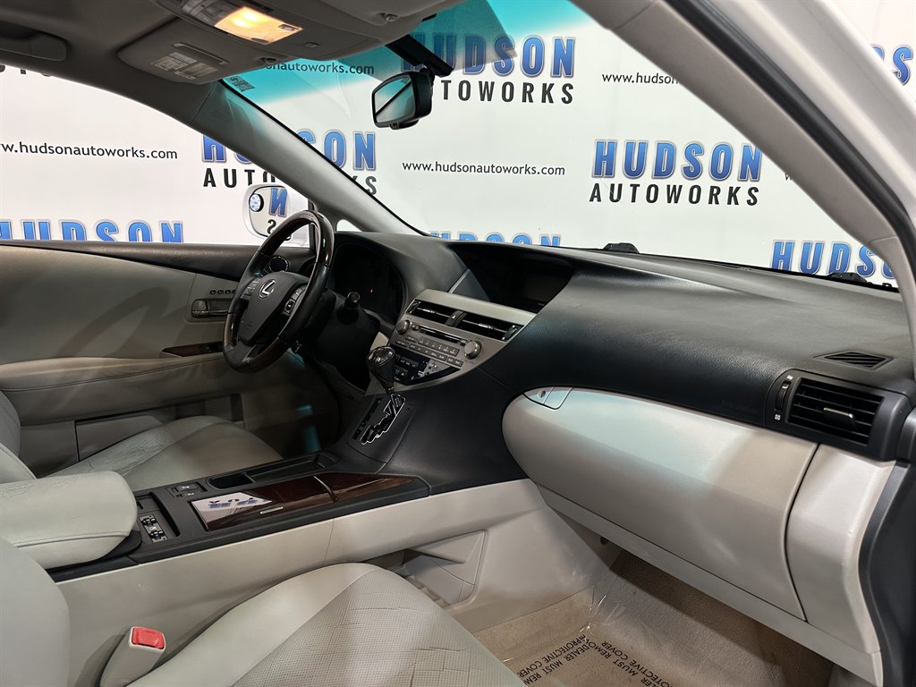 2010 Lexus RX 350 photo