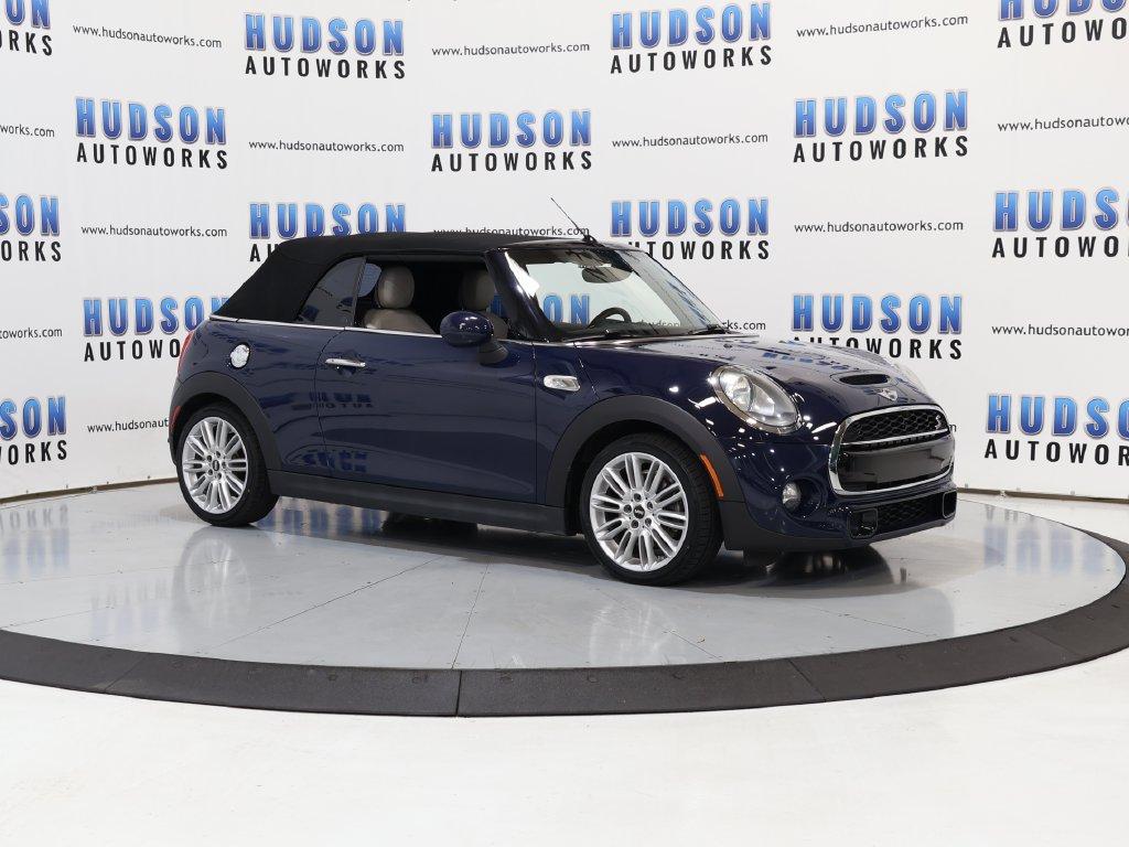 2017 MINI Cooper - $15,800