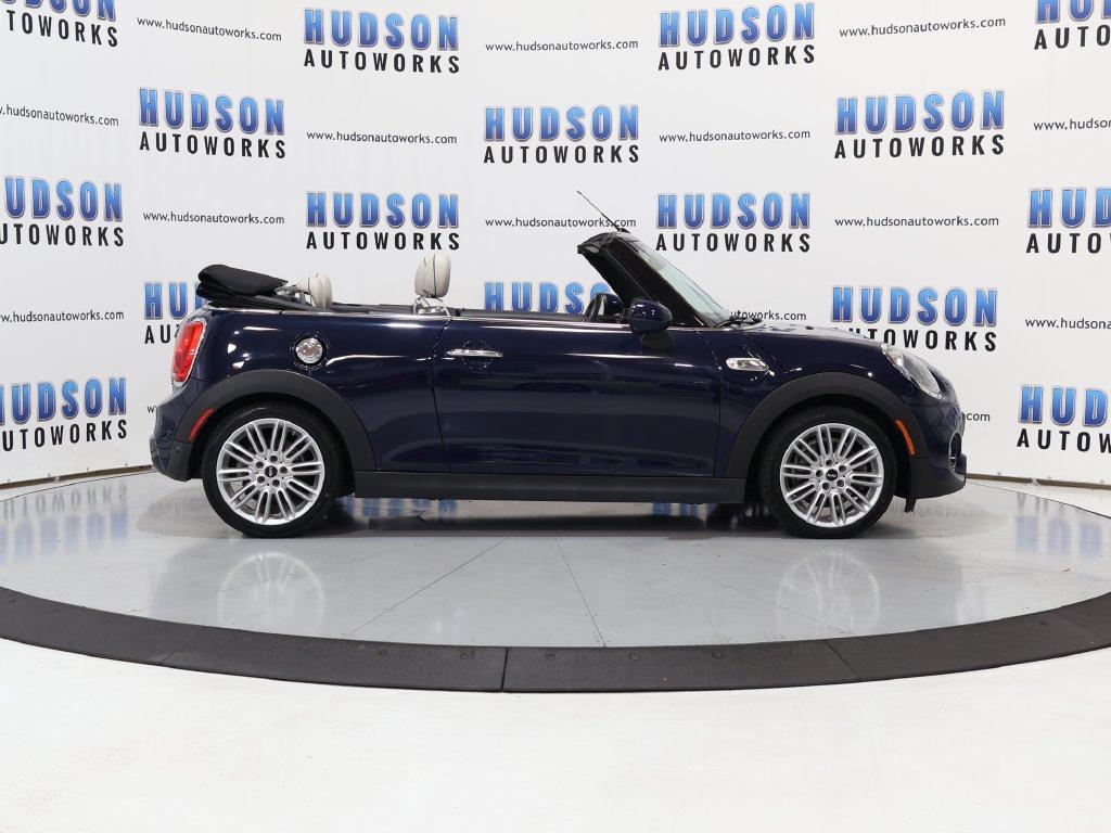 2017 MINI Cooper - $15,800