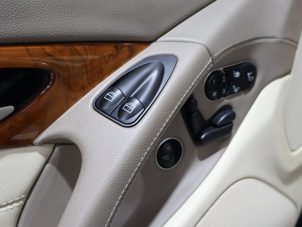 2009 Mercedes-Benz SL-Class - $23,100