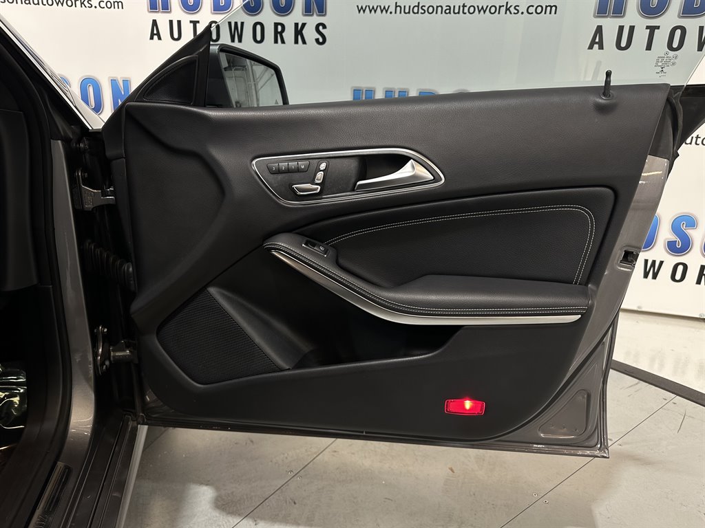 2018 Mercedes-Benz cla CLA250 photo
