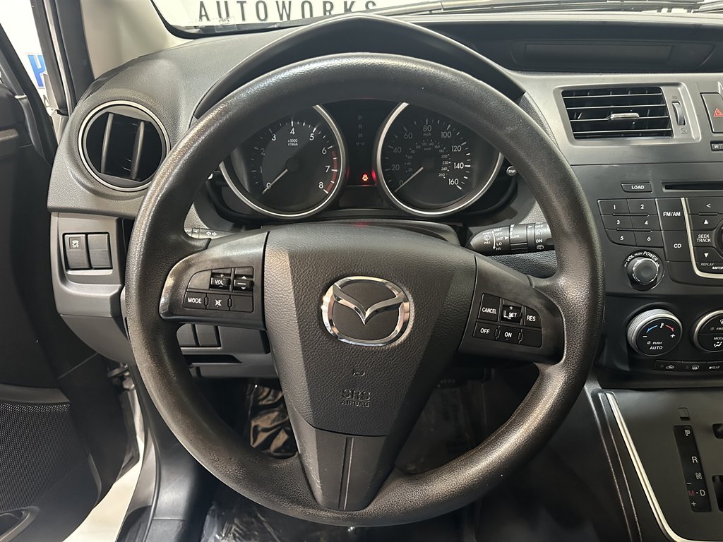 2015 Mazda Mazda5 Sport photo