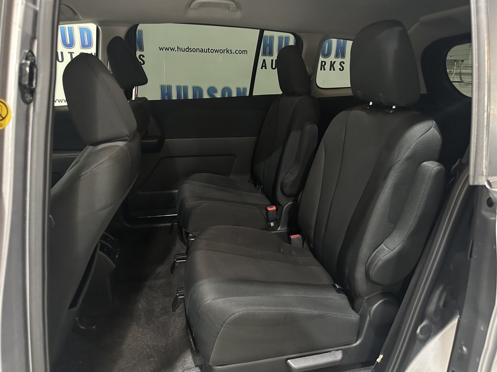 2015 Mazda Mazda5 Sport photo