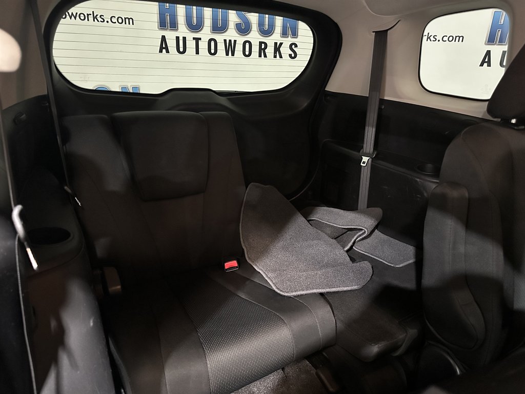2015 Mazda Mazda5 Sport photo