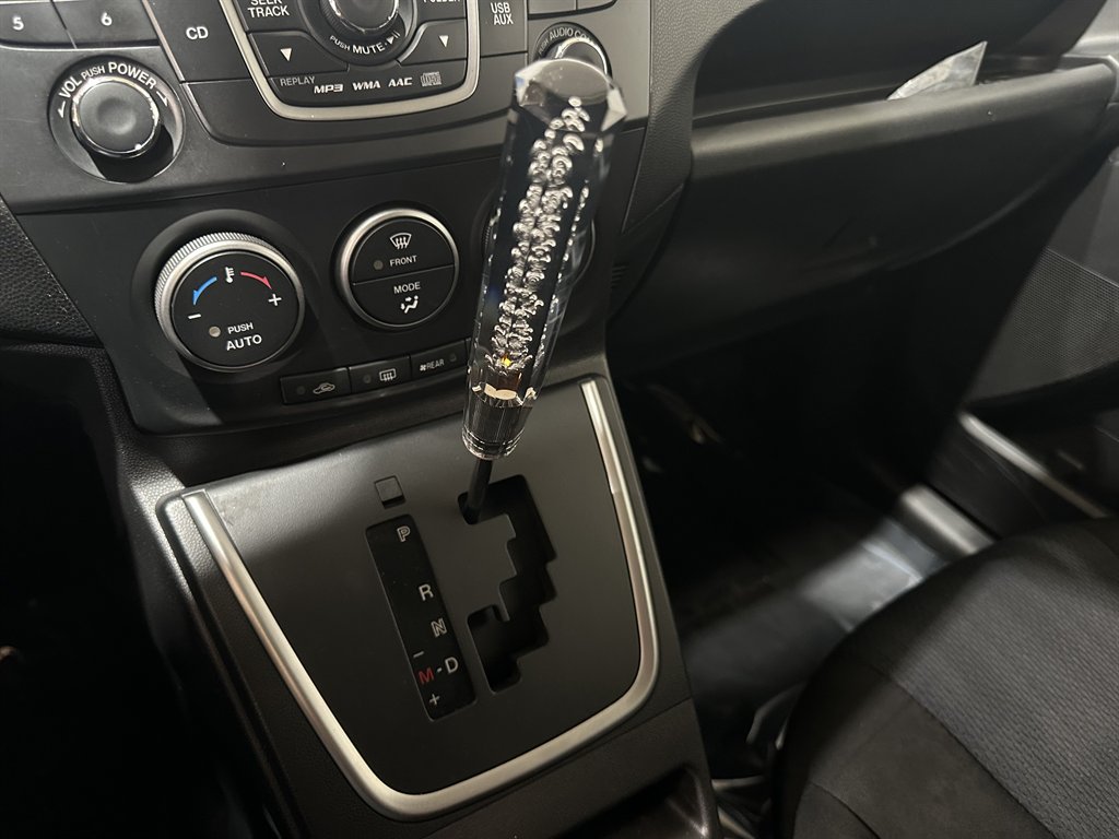 2015 Mazda Mazda5 Sport photo
