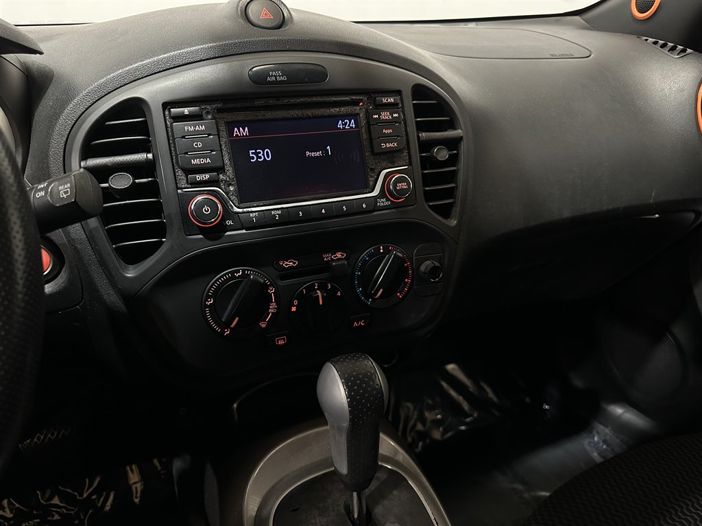 2015 Nissan JUKE S photo