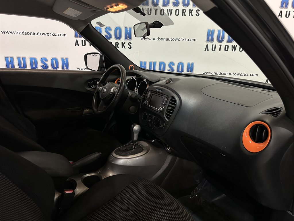 2015 Nissan JUKE S photo