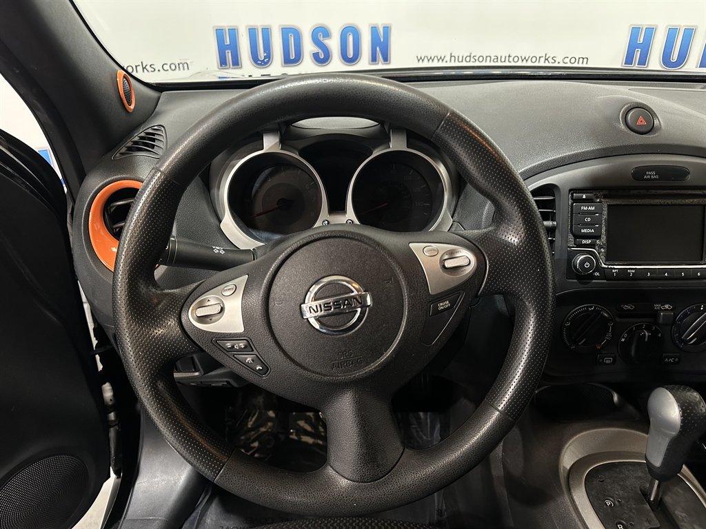 2015 Nissan JUKE S photo