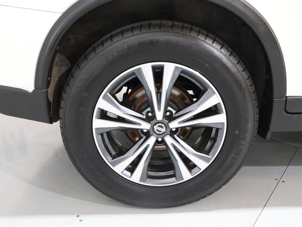 2017 Nissan Rogue - $16,600