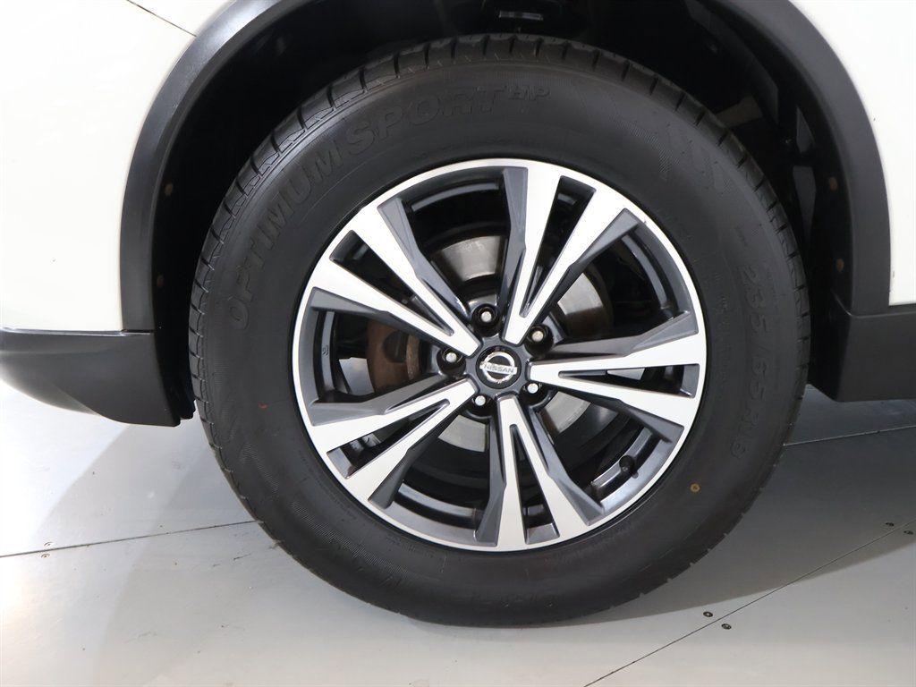2017 Nissan Rogue - $16,600