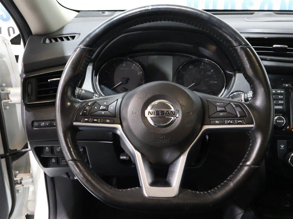 2017 Nissan Rogue - $16,600