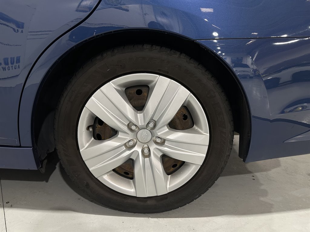 2019 Subaru Legacy photo