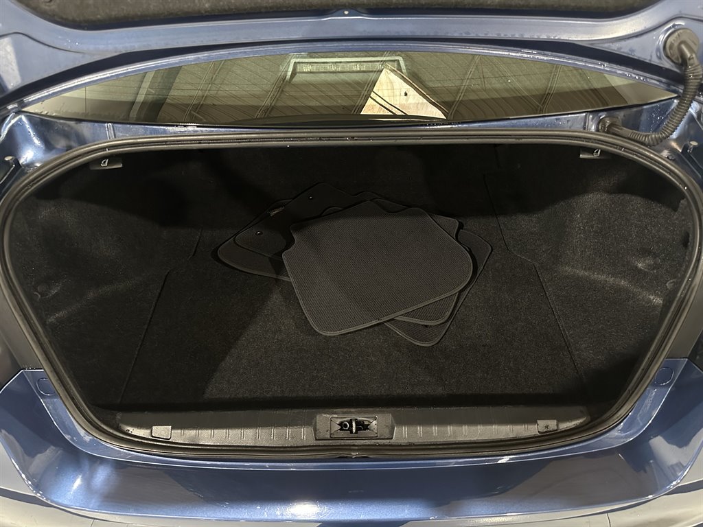 2019 Subaru Legacy photo