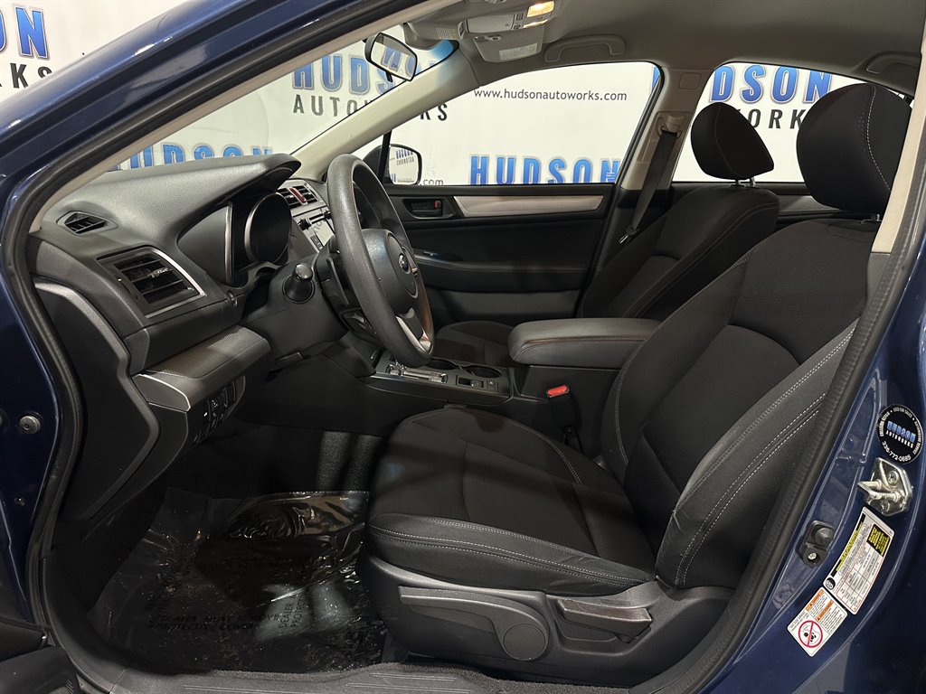 2019 Subaru Legacy photo