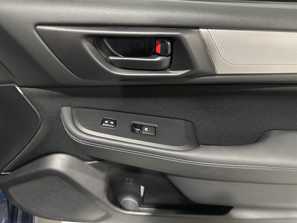 2019 Subaru Legacy photo