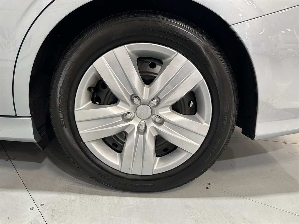 2020 Subaru Legacy photo