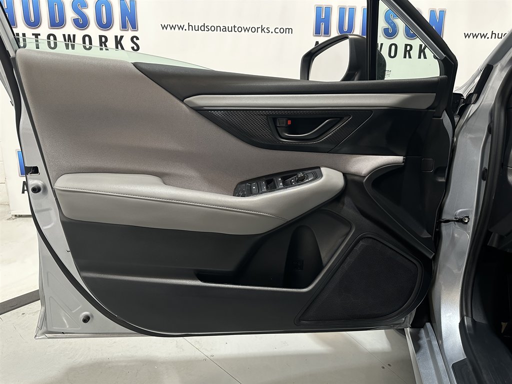 2020 Subaru Legacy photo