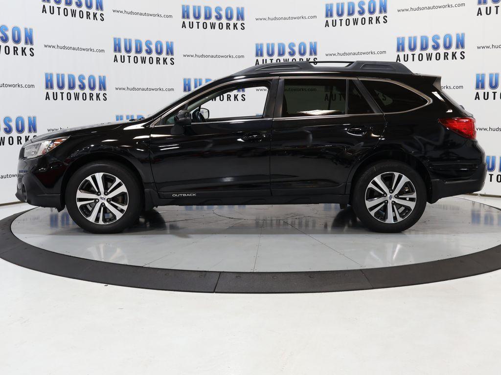 2018 Subaru Outback - $24,600