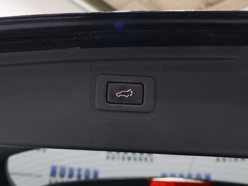 2018 Subaru Outback - $24,600