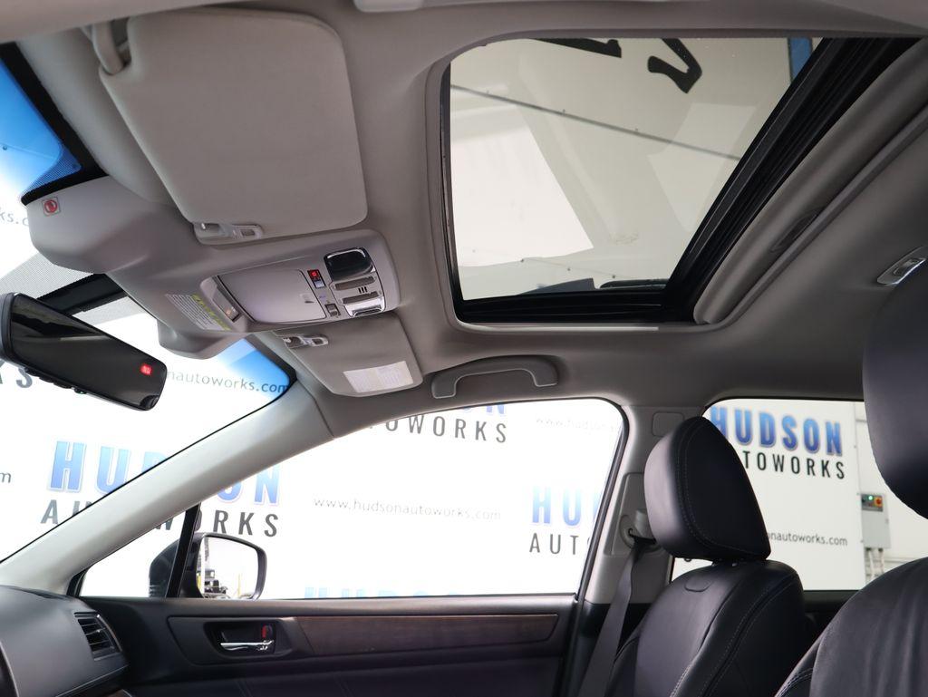 2018 Subaru Outback - $24,600