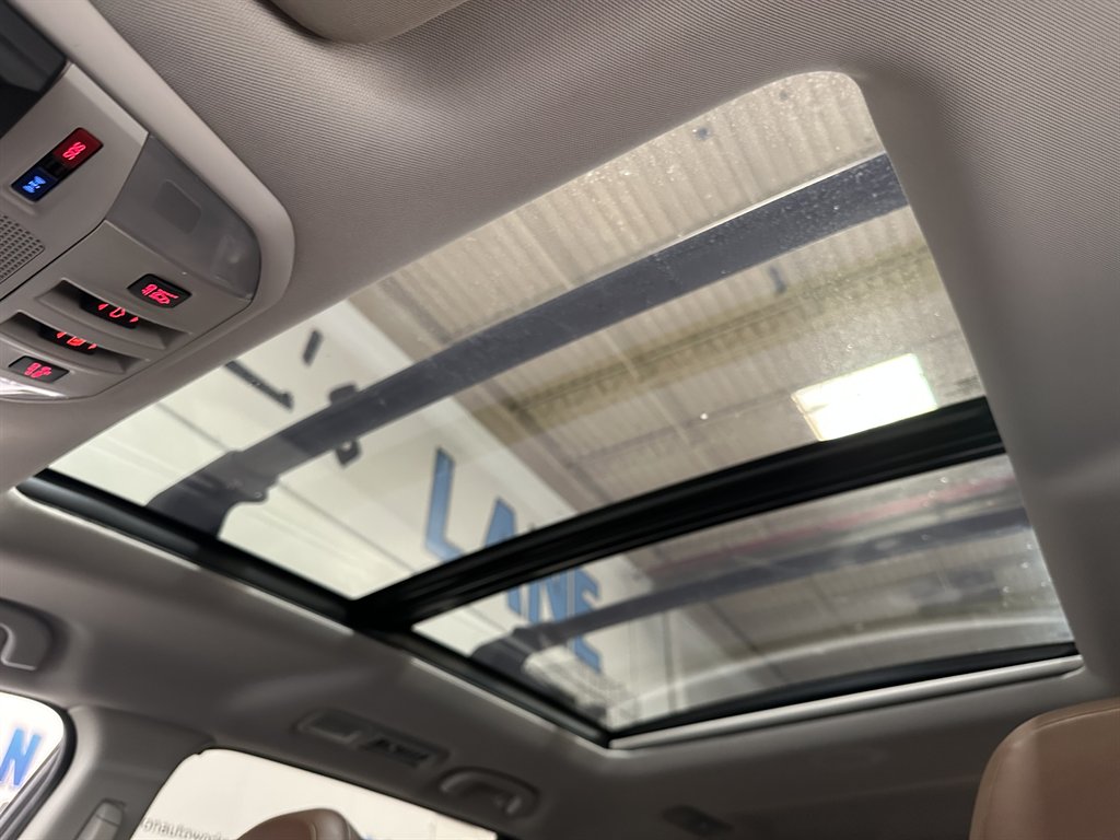 2019 Subaru Ascent Touring photo