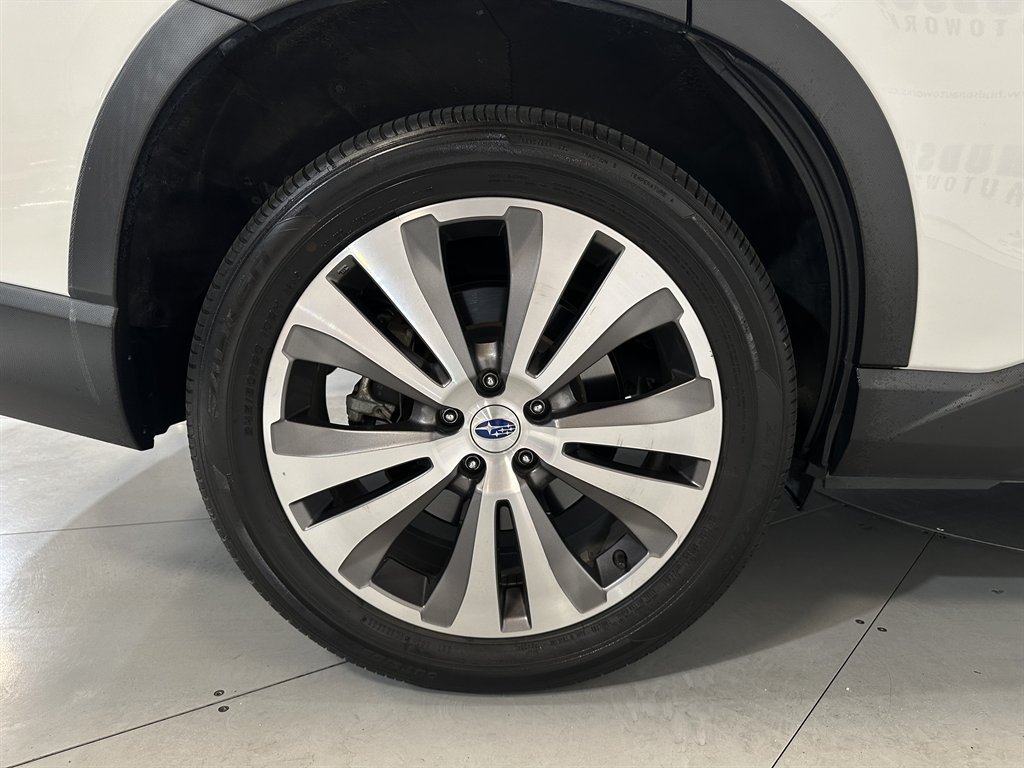 2019 Subaru Ascent Touring photo
