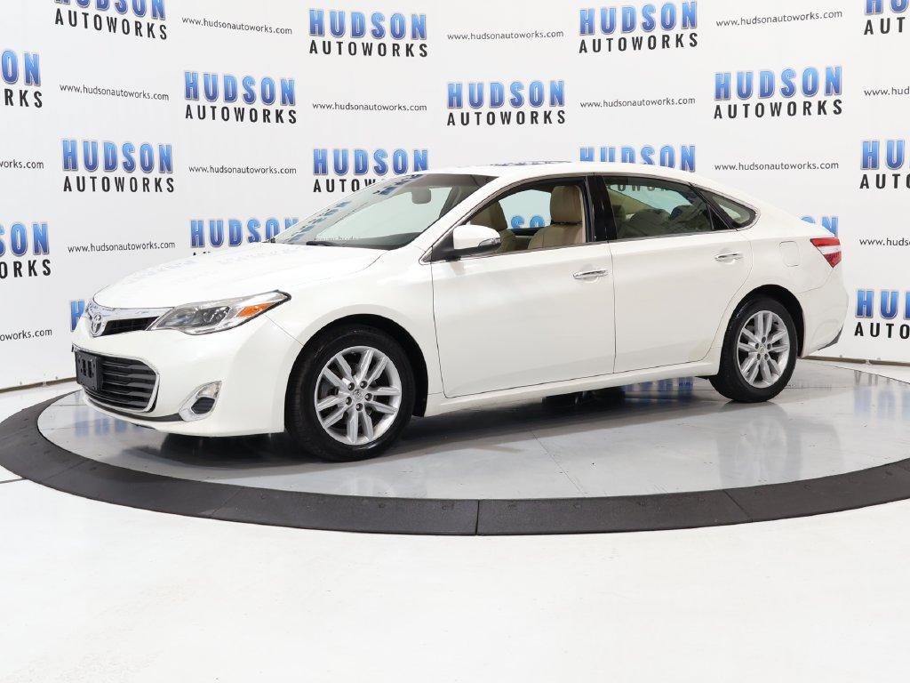 2013 Toyota Avalon - $14,400