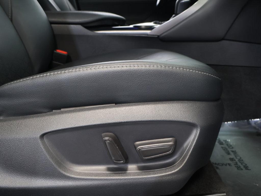 2019 Toyota Camry - $25,500