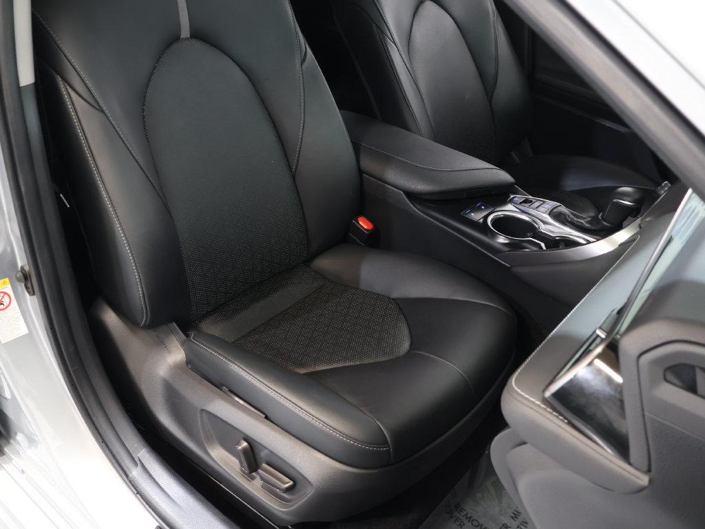 2019 Toyota Camry - $25,500