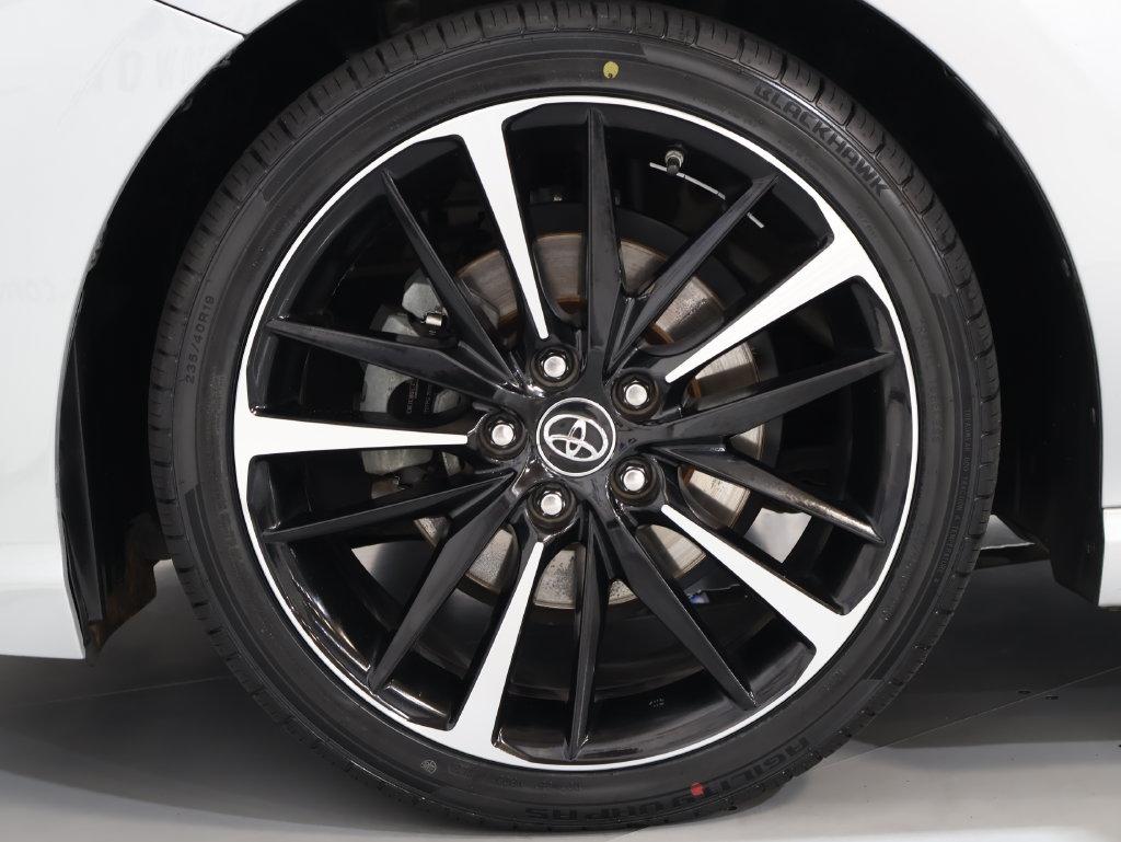 2019 Toyota Camry - $25,500