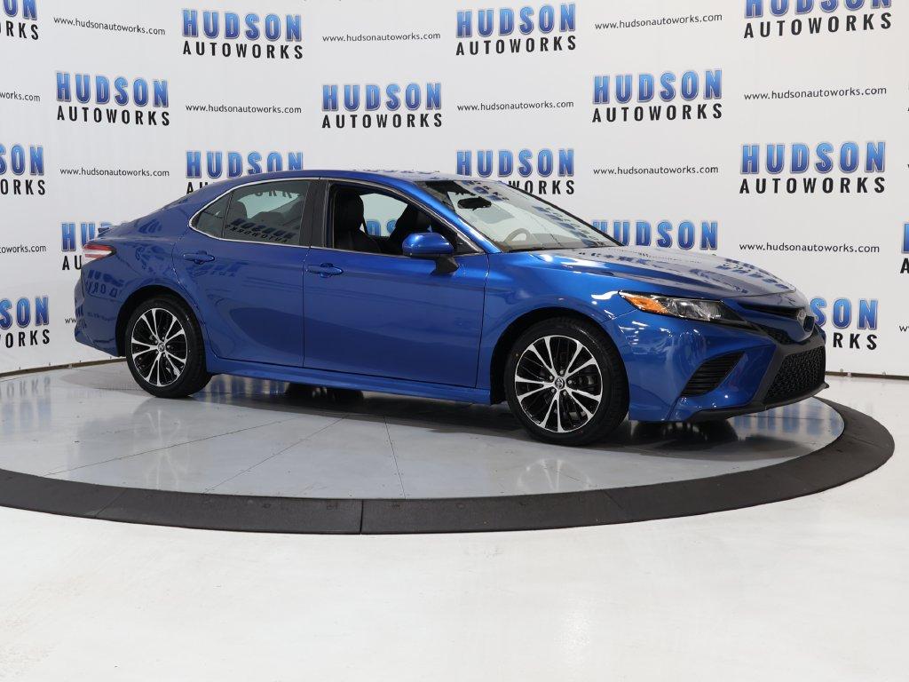 2020 Toyota Camry - $22,300