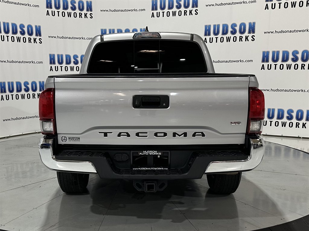 2018 Toyota Tacoma SR5 photo