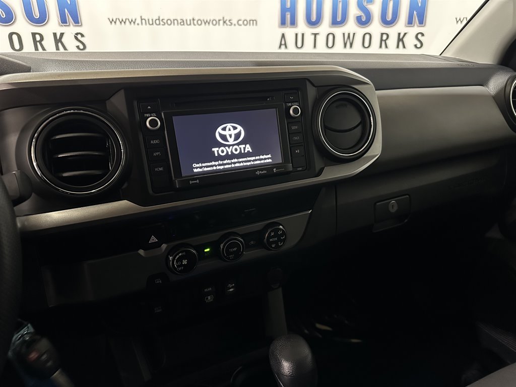 2018 Toyota Tacoma SR5 photo
