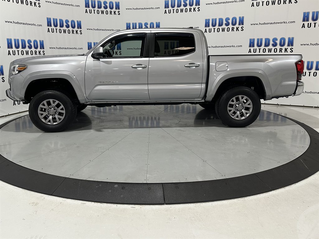 2018 Toyota Tacoma SR5 photo