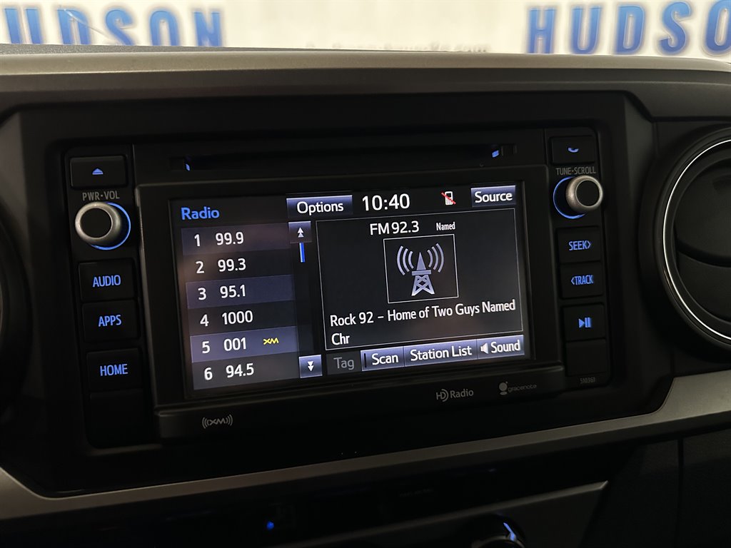 2018 Toyota Tacoma SR5 photo