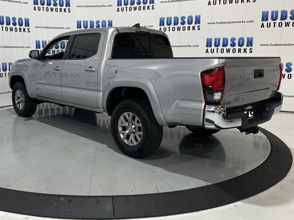 2018 Toyota Tacoma SR5 photo