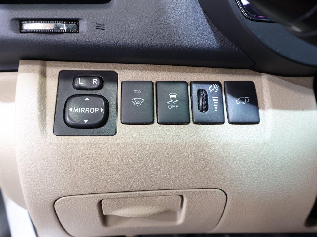 2013 Toyota Highlander - $13,500