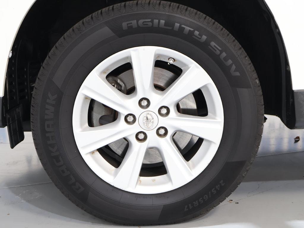 2013 Toyota Highlander - $13,500