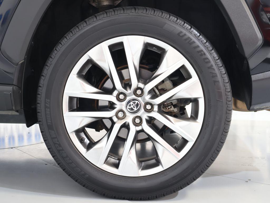 2020 Toyota RAV4 - $23,575