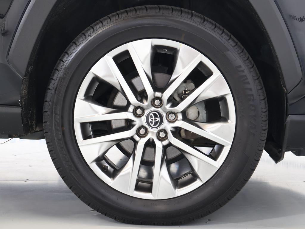 2020 Toyota RAV4 - $23,575