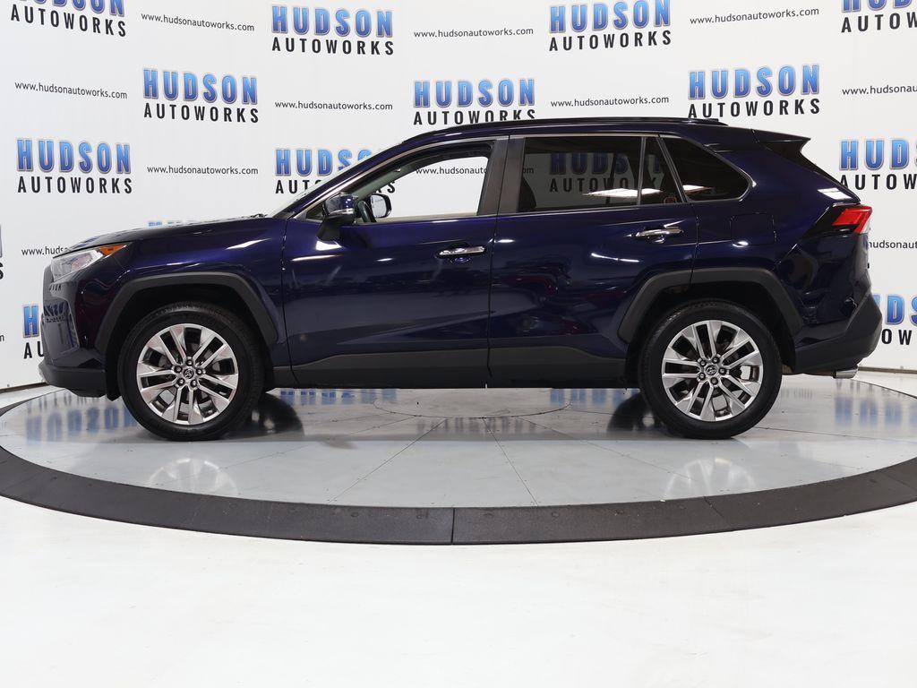 2019 Toyota RAV4 - $27,100