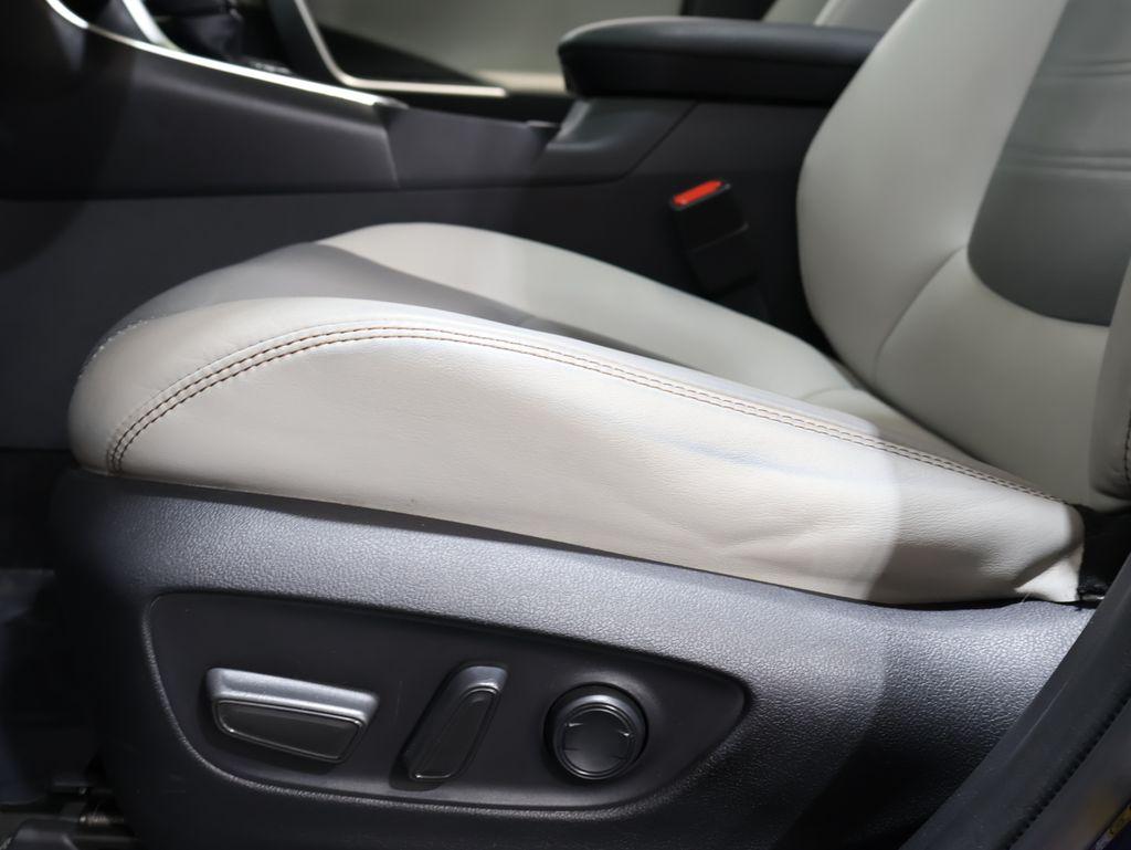 2019 Toyota RAV4 - $27,100
