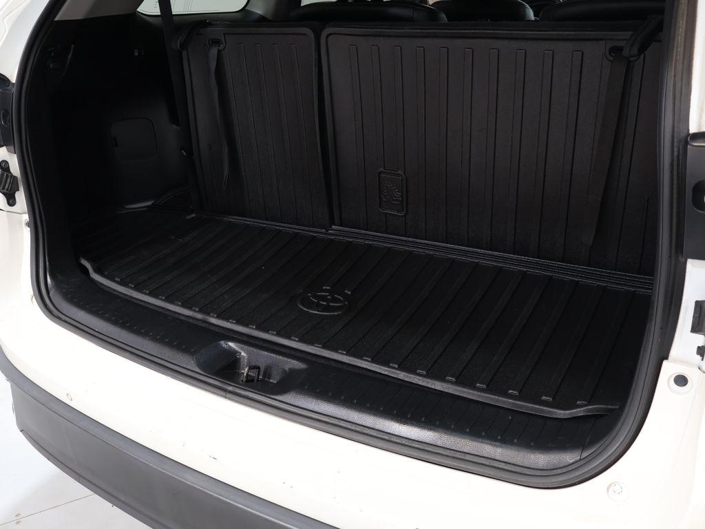 2017 Toyota Highlander - $30,000