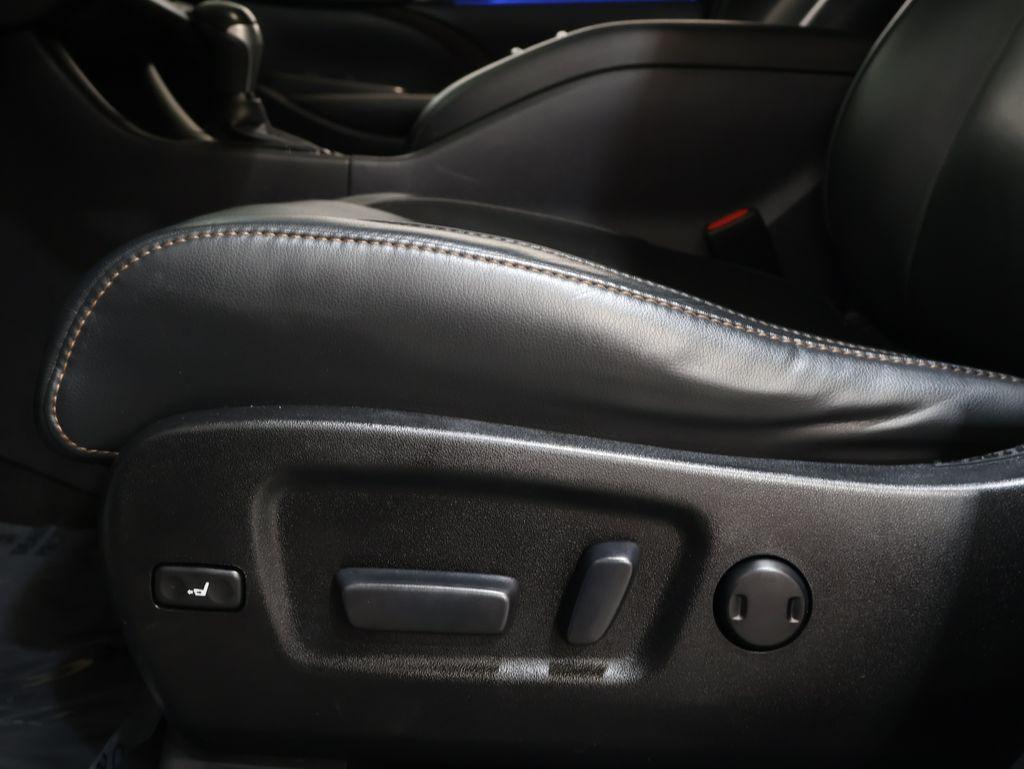 2017 Toyota Highlander - $30,000